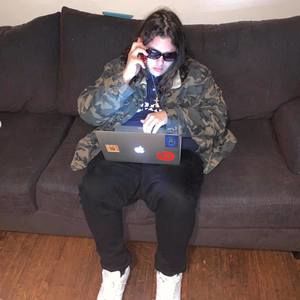 Meet your Posher, Benjamin